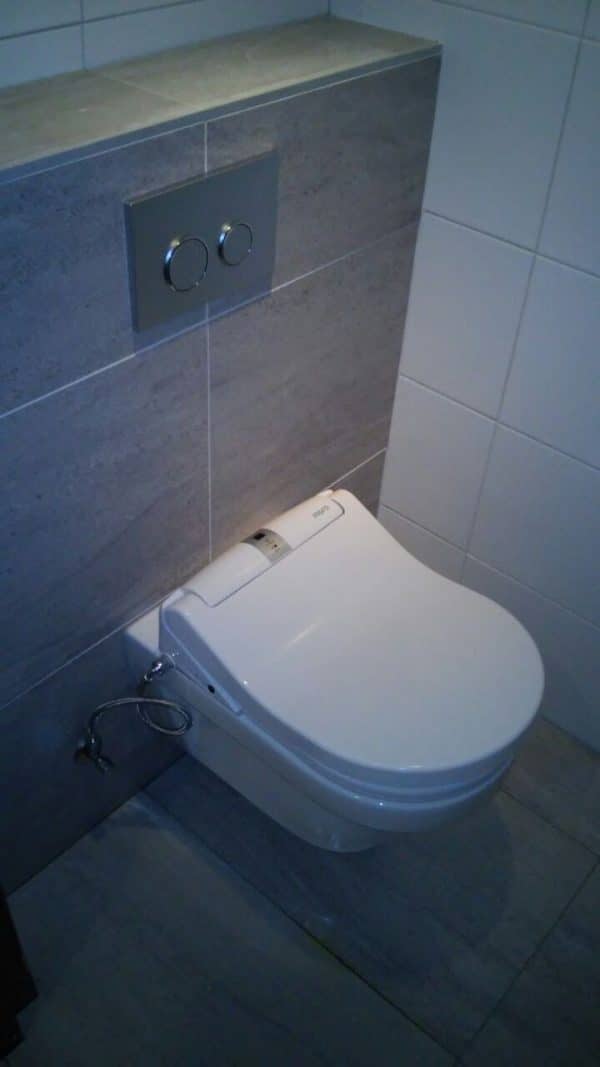 Maro bidet toilet