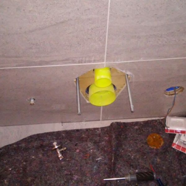 Installatie Maro douchewc