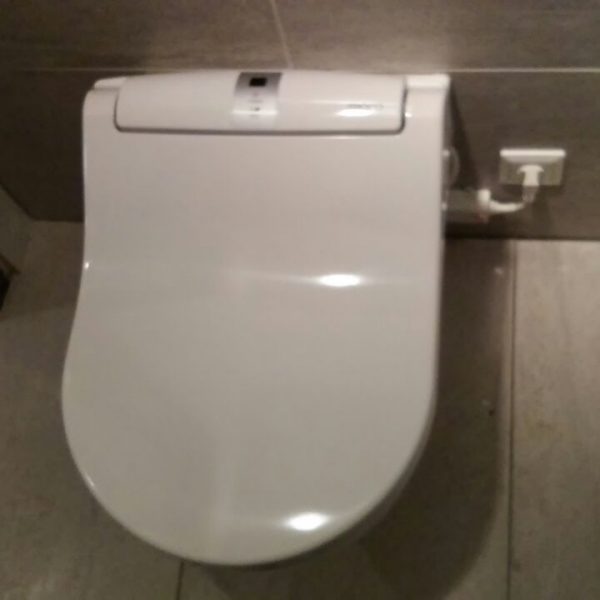 Installatie Maro douchewc