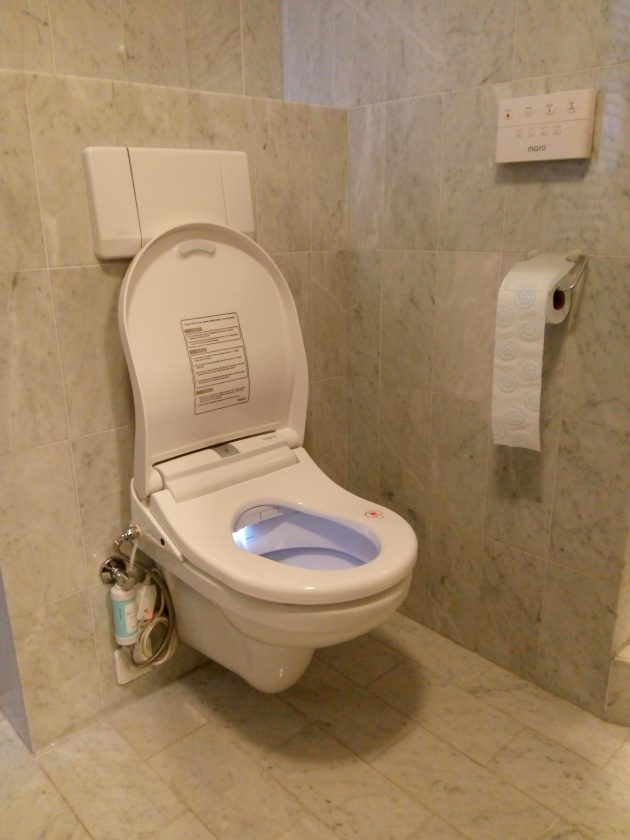 Installatie japanese bidet