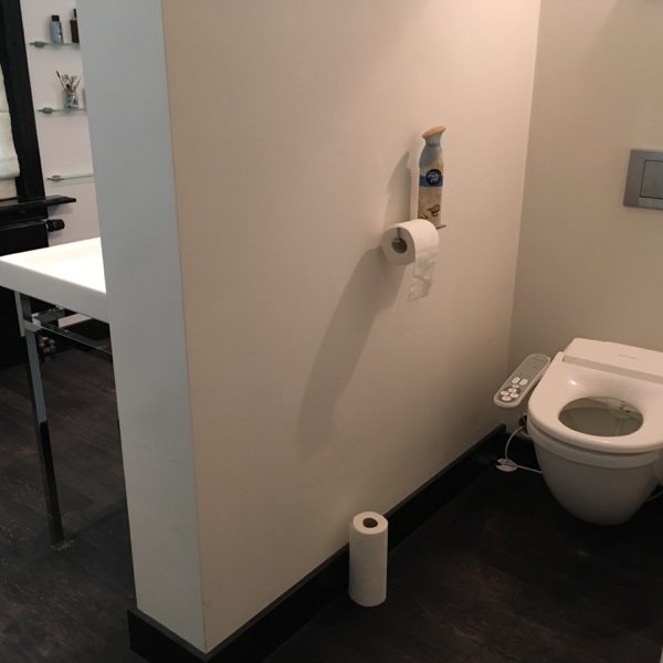 Installatie goedkoopste douchewc van Coway - BAS16 (1)
