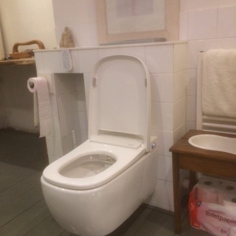 Vitra V-Care douchewc