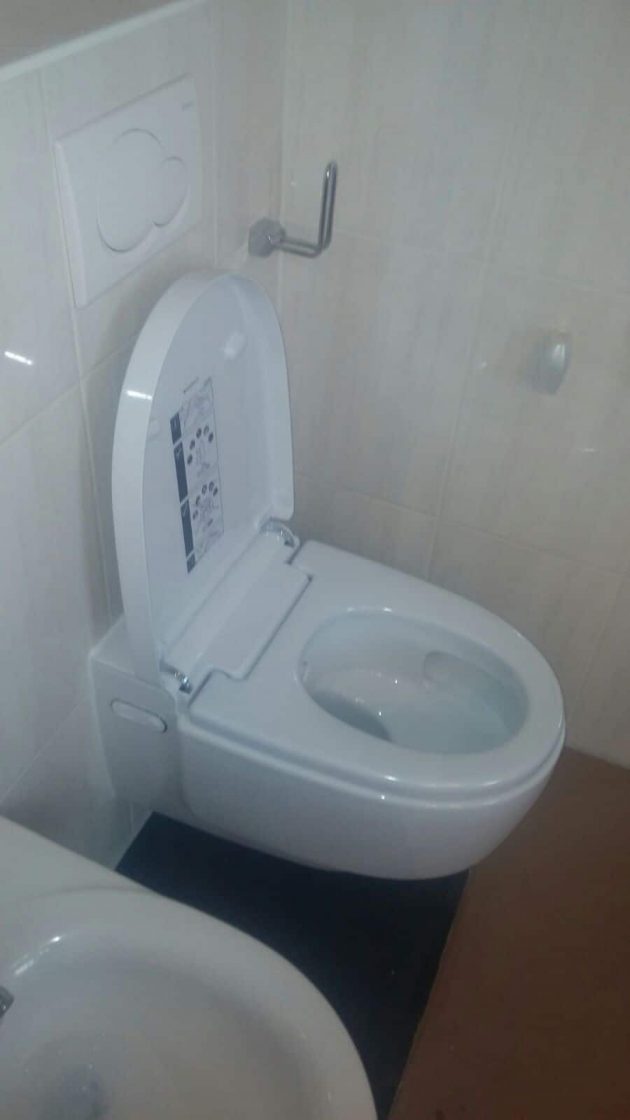 Geberit AquaClean Mera Comfort Wit (7)