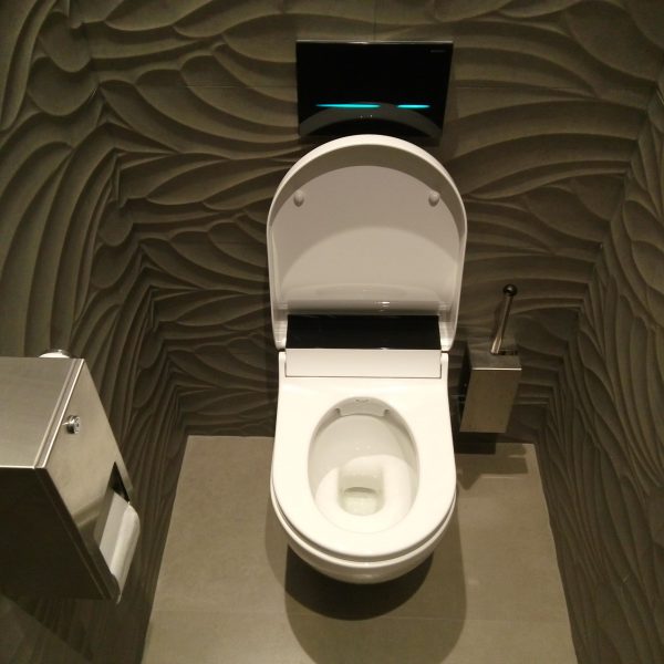 Geberit_Aquaclean_Tuma_douchewc_frissebips (5) Geberit_Aquaclean_Tuma_douchewc_frissebips (5)