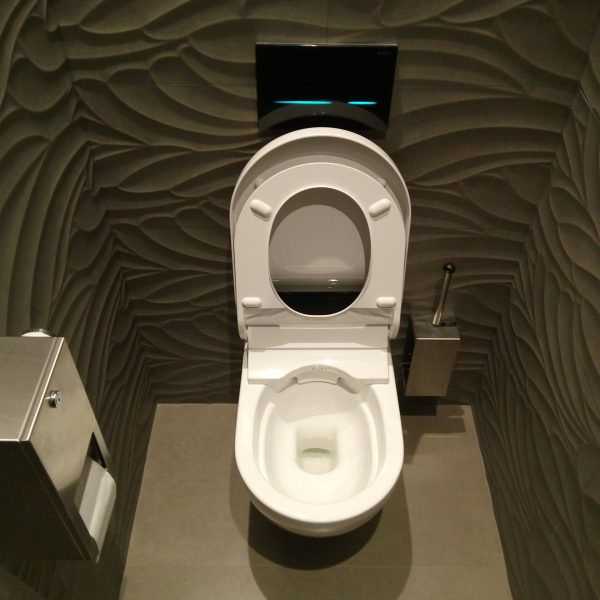 Geberit_Aquaclean_Tuma_douchewc_frissebips (6) Geberit_Aquaclean_Tuma_douchewc_frissebips