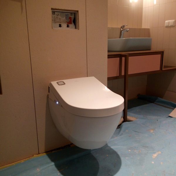 Villeroy & Boch ViClean U+ douchetoilet - Frissebips (3)