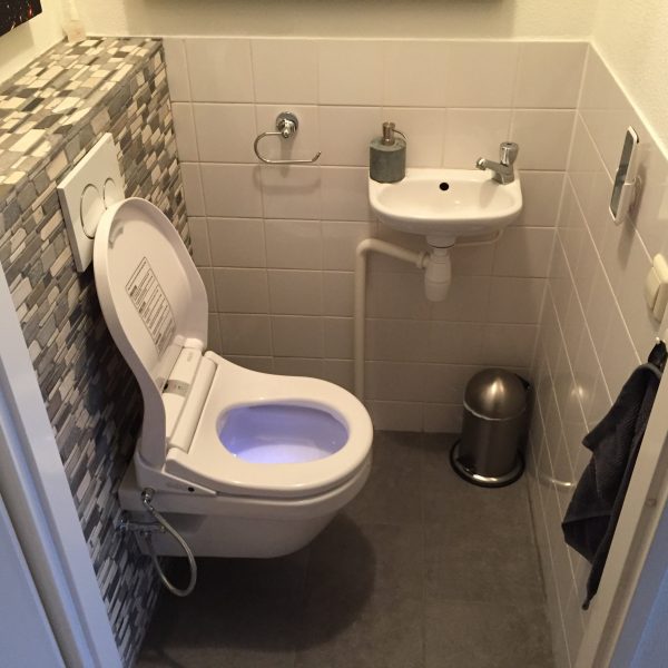 Maro D’Italia DI600 douchewc installatie (2) Maro D'Italia DI600 douche wc installatie (5)