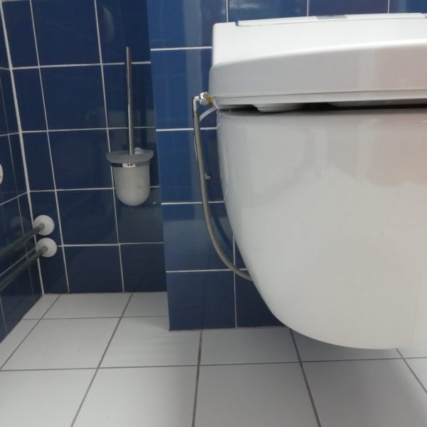 Maro DI600 douchewc op Subway 2_wandcloset-randloos (1)