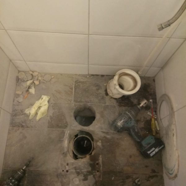 Installatie Roca In Wash Inspira douchetoilet bij Frissebips (3)