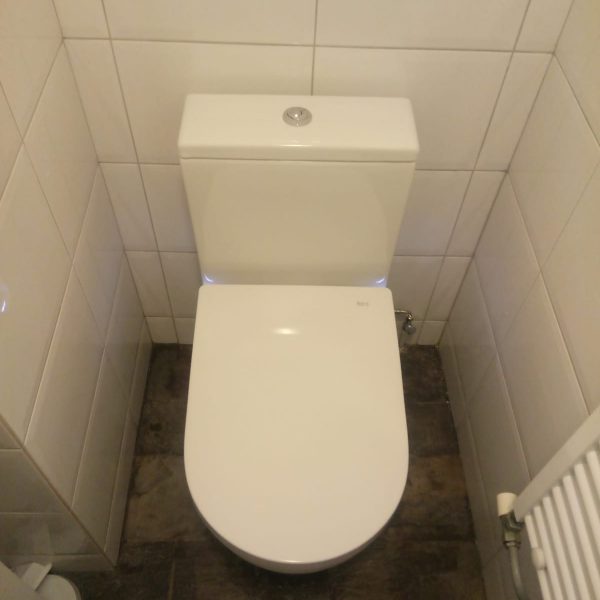 Installatie Roca In Wash Inspira douchetoilet bij Frissebips (6)