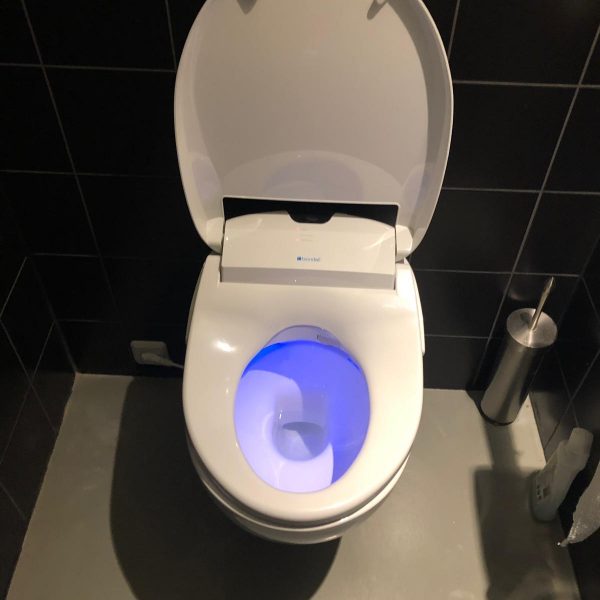 Installatie_Brondell_Swash_1400EU_Frissebips (1)