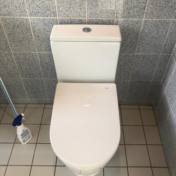 Roca_inwash_staande_douchewc_klant_haarlem