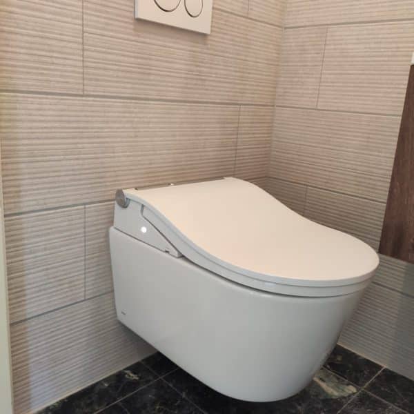 TOTO Washlet RW Japans Toilet installatie (2)